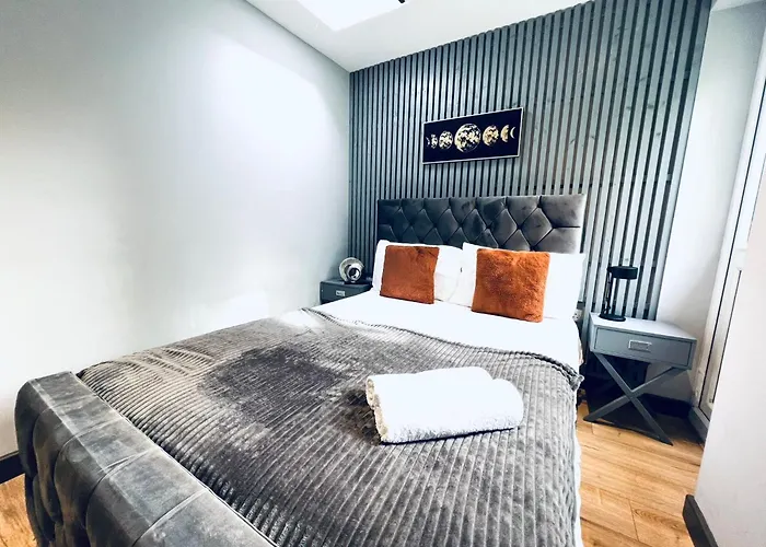 Holloway\'S House - No 37 - Bright & Cozy Escape Rooms